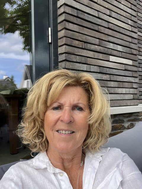 Helga  van der Voorn