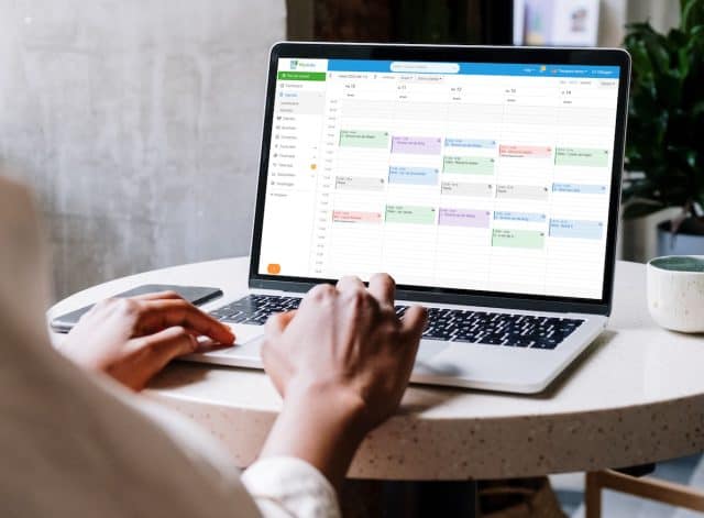 Digitale agenda in praktijksoftware voor coach of therapeut met overzicht van afspraken en cliënten