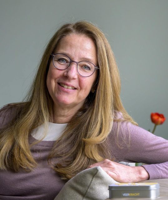 Esther Verhoek