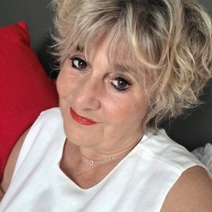 Esther Van Straaten